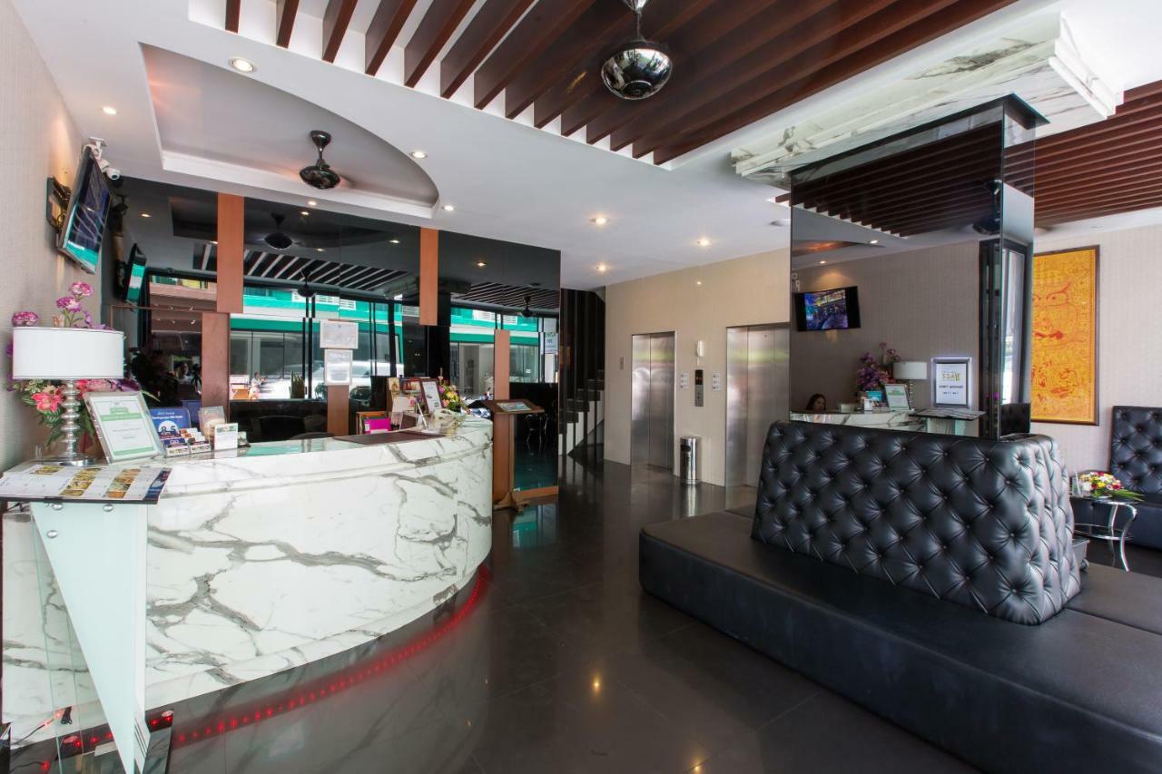 Hemingways Silk Hotel Patong Exterior foto